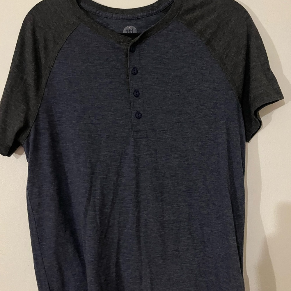 Men's Blue and Gray Henley Shirt